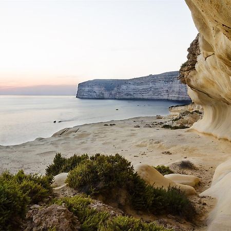 Blue Holiday Gozo Marsalforn Bagian luar foto